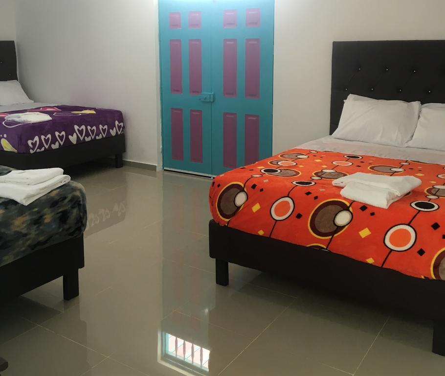 Hostal Johnnier Macao Пунта-Кана Экстерьер фото
